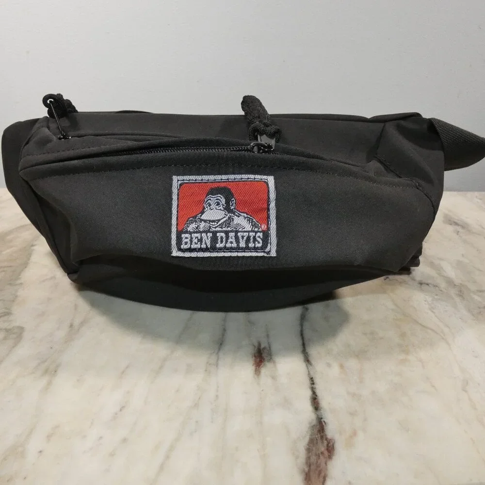 LAST ONE! Ben Davis Waist Cross Body Bag/ Fanny Pack Black - Picture 1 of 7